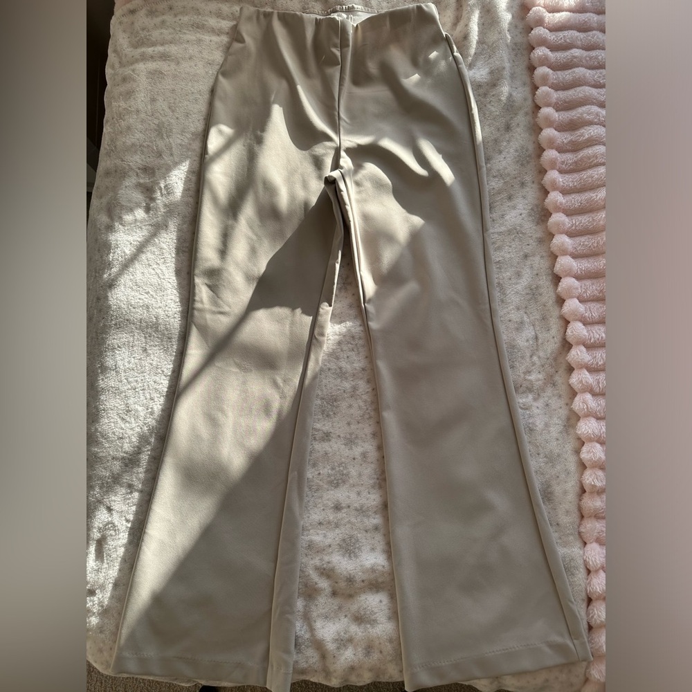 Rachel Zoe Long pants - Size 8